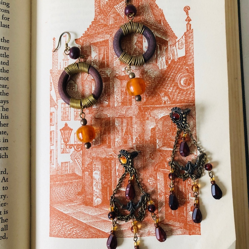 Artisan crystal & boho wooden dangle earrings lot